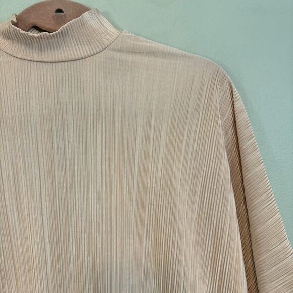 Topshop Plisse Batwing Splitback Top Womens 8 Tan Blouse Mock Neck Short Sleeve - Picture 6 of 10